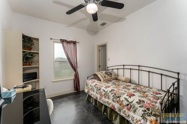 14 Whooping Crane Dr., Laguna Vista, TX 78578