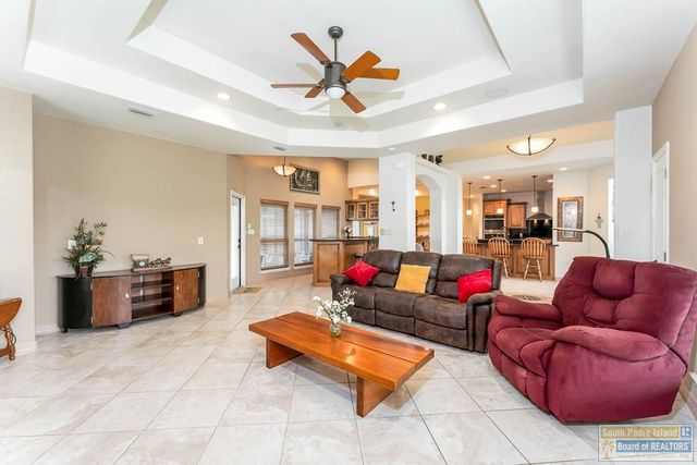 14 Whooping Crane Dr., Laguna Vista, TX 78578