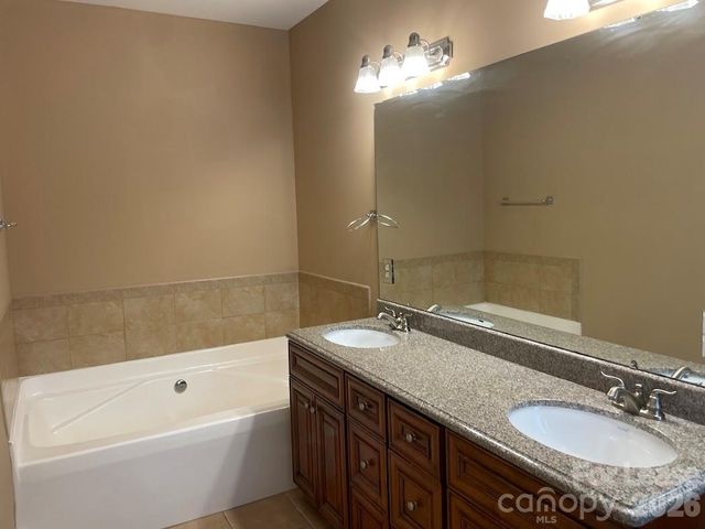 15314 S Birkdale Commons Parkway, Huntersville, NC 28078