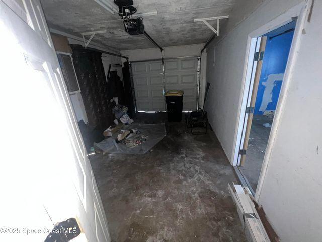 943 Canal Lane NE, Palm Bay, FL 32905