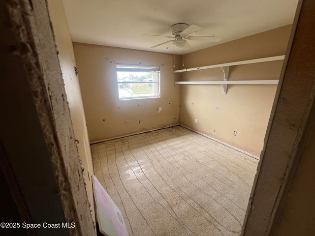 943 Canal Lane NE, Palm Bay, FL 32905