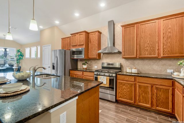 622 CHAMBERS RNCH, San Antonio, TX 78245