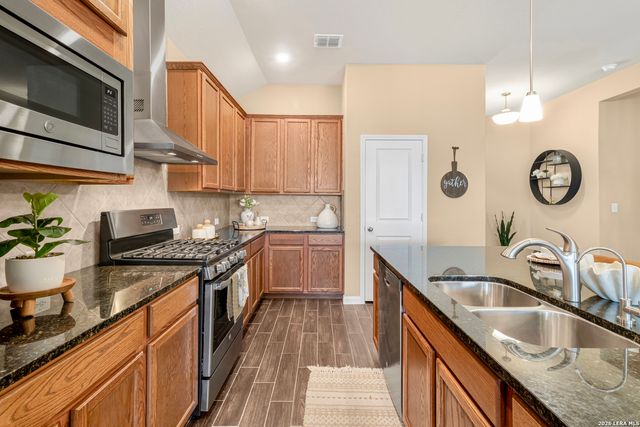 622 CHAMBERS RNCH, San Antonio, TX 78245