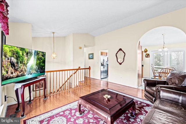 12006 FALCON RIDGE DR, Fredericksburg, VA 22407