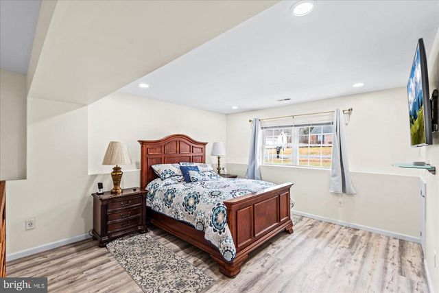 12006 FALCON RIDGE DR, Fredericksburg, VA 22407