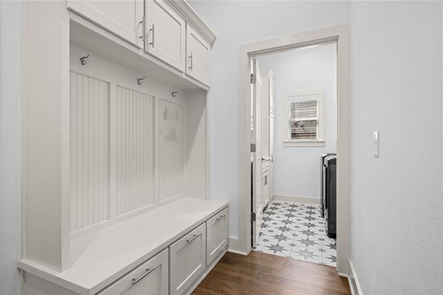 5900 SW Dryden Road, Bentonville, AR 72713