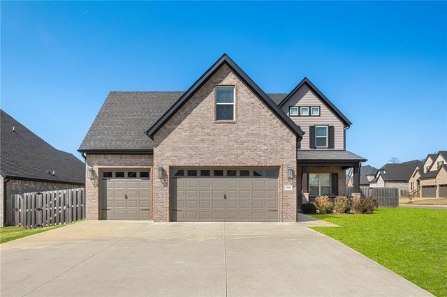 5900 SW Dryden Road, Bentonville, AR 72713