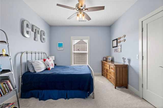 5900 SW Dryden Road, Bentonville, AR 72713