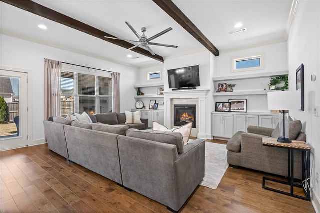 5900 SW Dryden Road, Bentonville, AR 72713