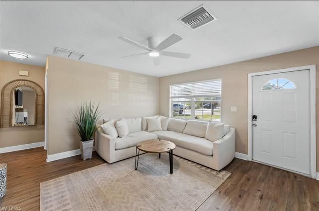 4203 Rose AVE, Naples, FL 34112