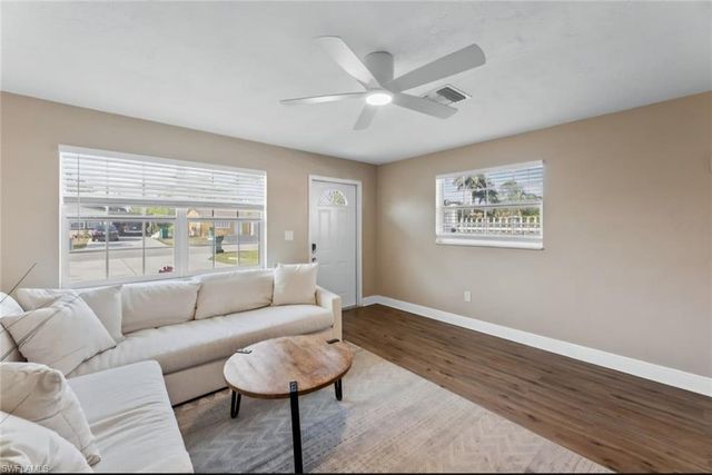 4203 Rose AVE, Naples, FL 34112