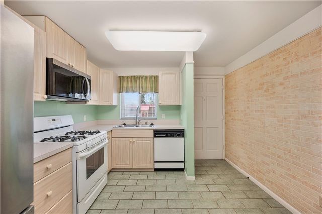 400 EL CAMINO DRIVE 202, Winter Haven, FL 33884