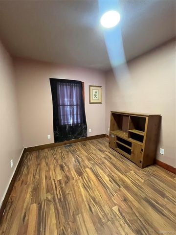 600 W Biddle Street, Jackson, MI 49203