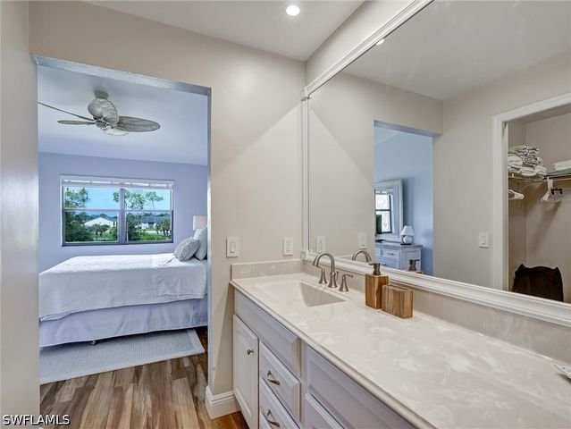 7300 Saint Ives WAY 5301, Naples, FL 34104
