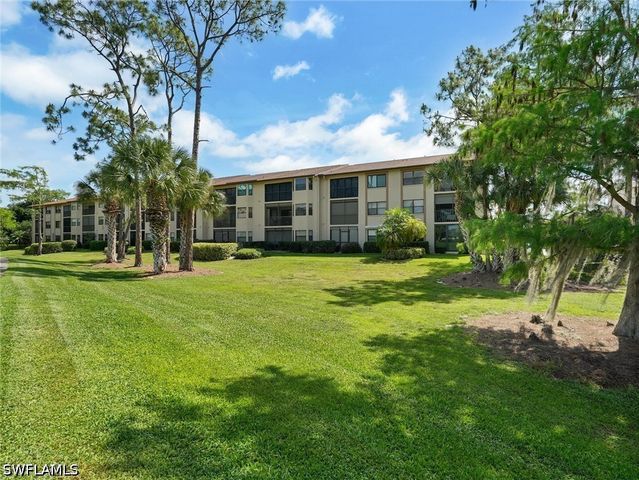 7300 Saint Ives WAY 5301, Naples, FL 34104
