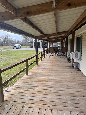 13734 Oak Drive, Iola, TX 77861