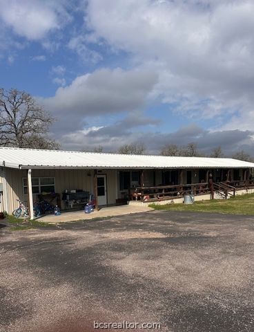 13734 Oak Drive, Iola, TX 77861