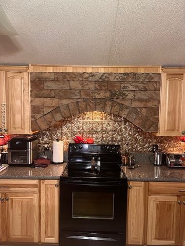 13734 Oak Drive, Iola, TX 77861