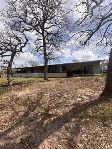 13734 Oak Drive, Iola, TX 77861