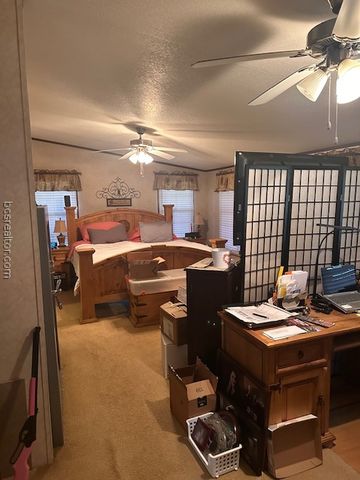 13734 Oak Drive, Iola, TX 77861