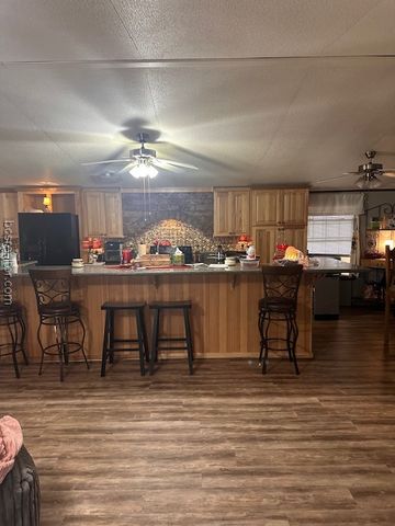 13734 Oak Drive, Iola, TX 77861