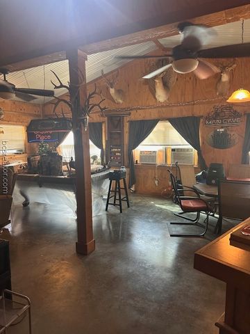 13734 Oak Drive, Iola, TX 77861