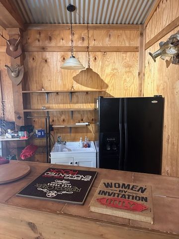 13734 Oak Drive, Iola, TX 77861