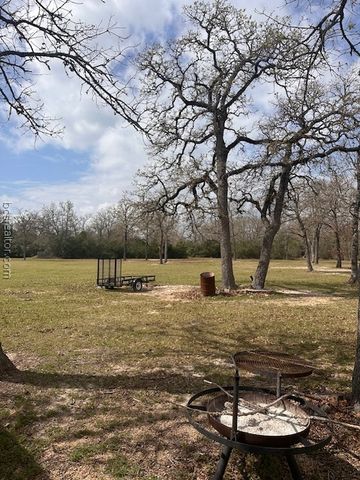 13734 Oak Drive, Iola, TX 77861