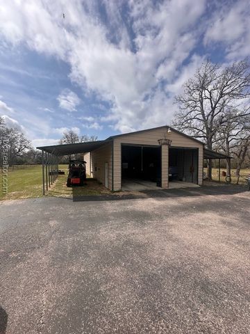 13734 Oak Drive, Iola, TX 77861