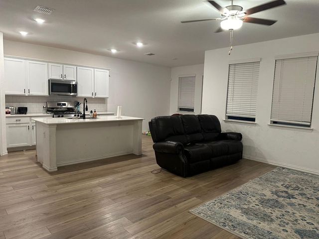 3505 Triumph Drive, Denton, TX 76207