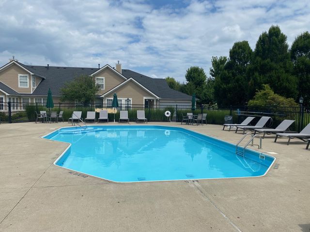 8034 Ravine Run Lane, Columbus, OH 43235