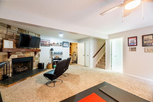 8034 Ravine Run Lane, Columbus, OH 43235