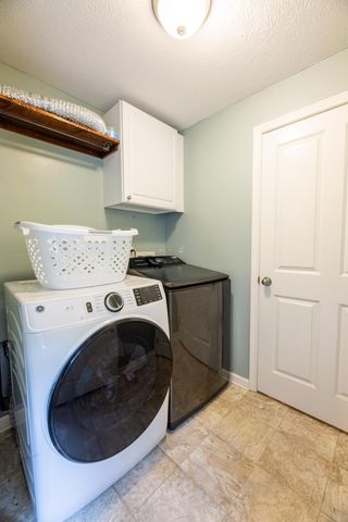 8034 Ravine Run Lane, Columbus, OH 43235