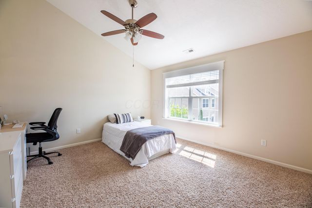 8034 Ravine Run Lane, Columbus, OH 43235