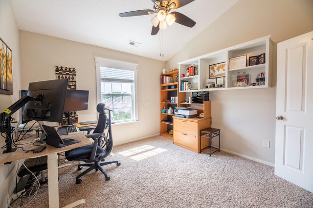 8034 Ravine Run Lane, Columbus, OH 43235