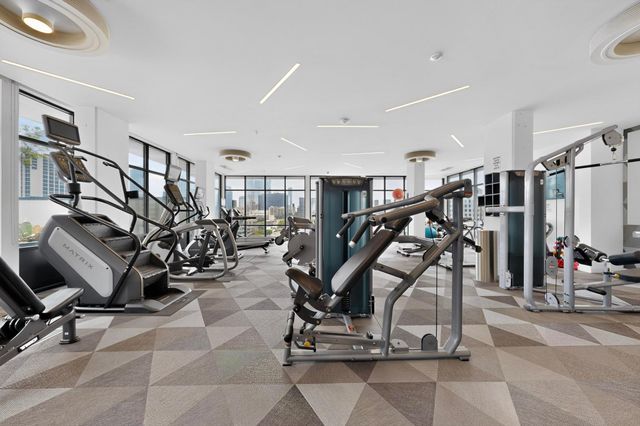 800 Embassy DR 205, Austin, TX 78702