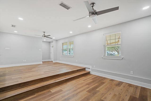 130 NE Walton Drive, Fort Walton Beach, FL 32548