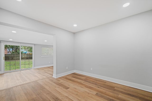 130 NE Walton Drive, Fort Walton Beach, FL 32548