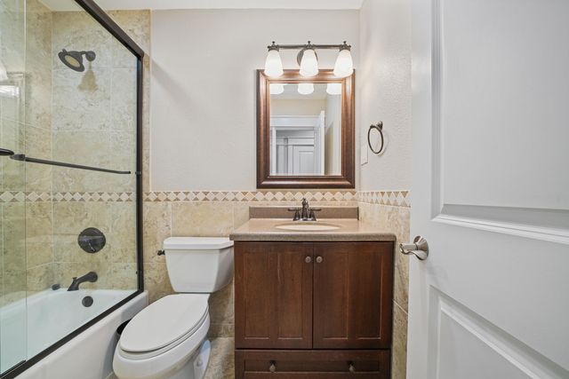 130 NE Walton Drive, Fort Walton Beach, FL 32548