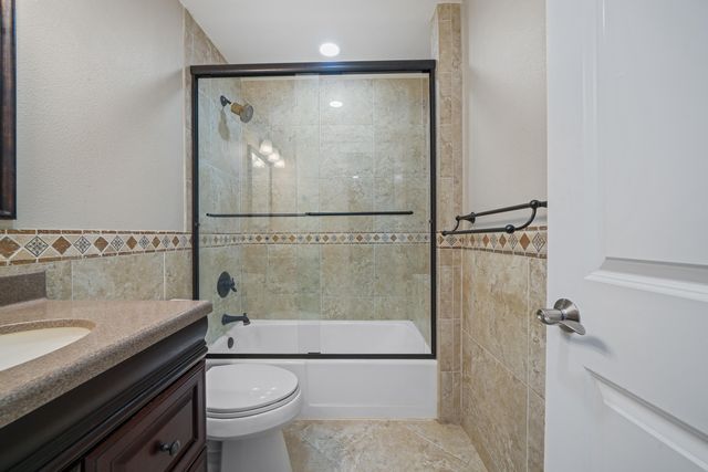 130 NE Walton Drive, Fort Walton Beach, FL 32548