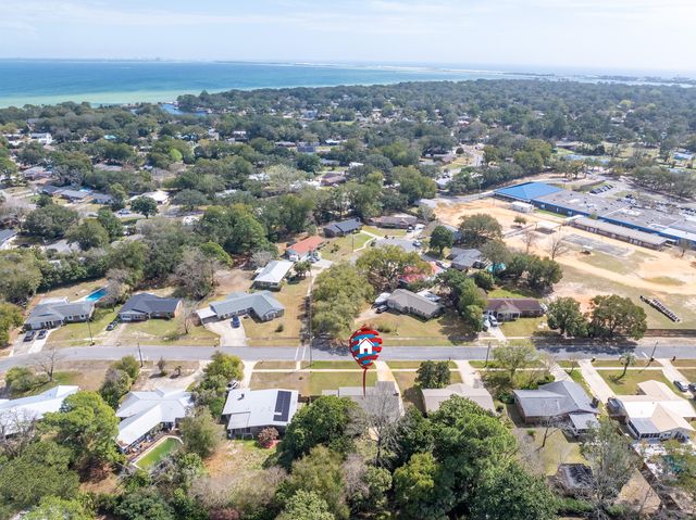 130 NE Walton Drive, Fort Walton Beach, FL 32548