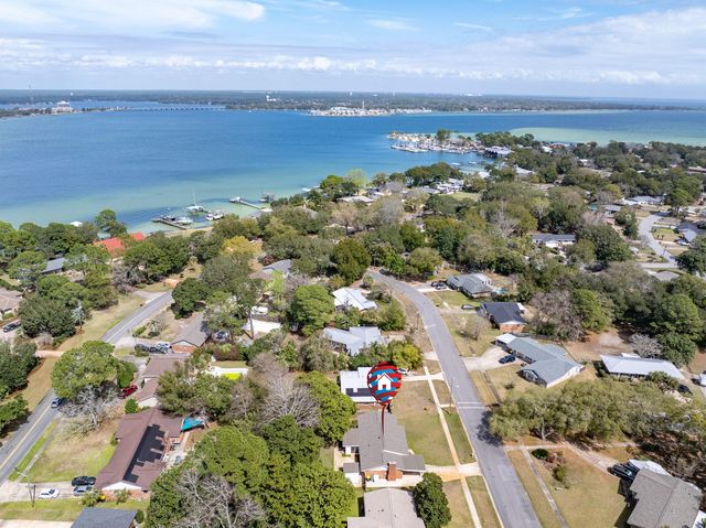 130 NE Walton Drive, Fort Walton Beach, FL 32548