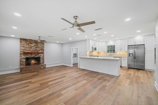 130 NE Walton Drive, Fort Walton Beach, FL 32548