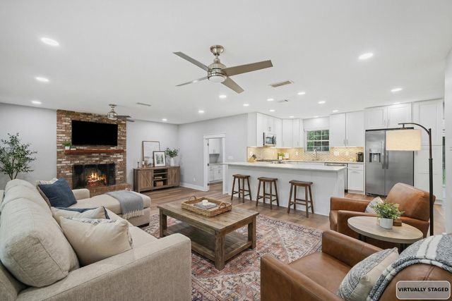 130 NE Walton Drive, Fort Walton Beach, FL 32548