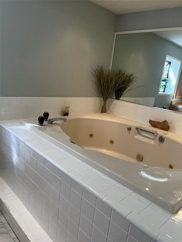 5893 34TH AVENUE N, St Petersburg, FL 33710