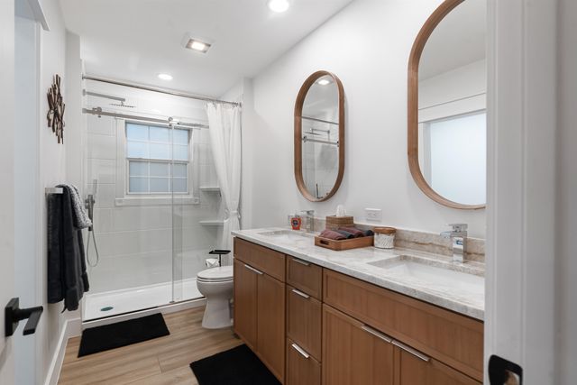 1821 Jackson Bluff Rd, Tallahassee, FL 32304