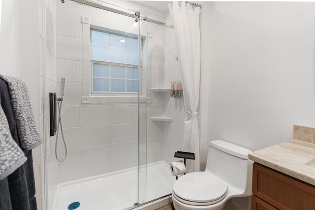 1821 Jackson Bluff Rd, Tallahassee, FL 32304