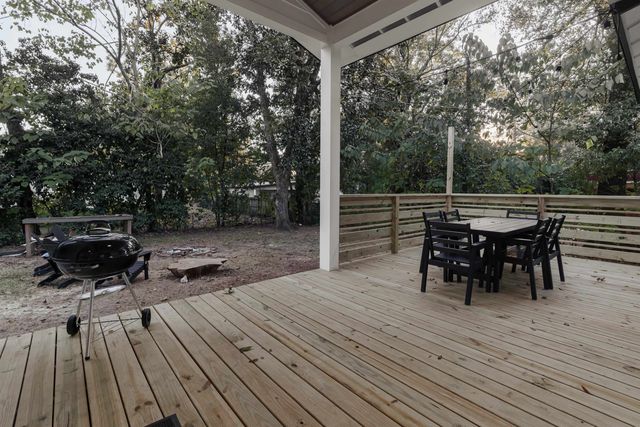1821 Jackson Bluff Rd, Tallahassee, FL 32304