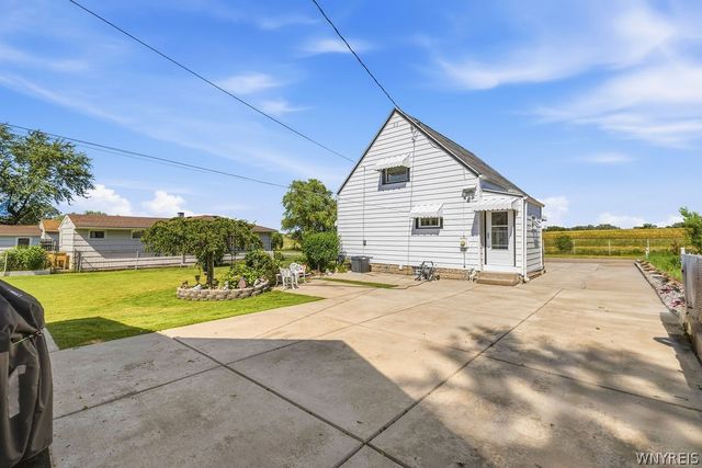 56 Crestview Avenue, Cheektowaga, NY 14225
