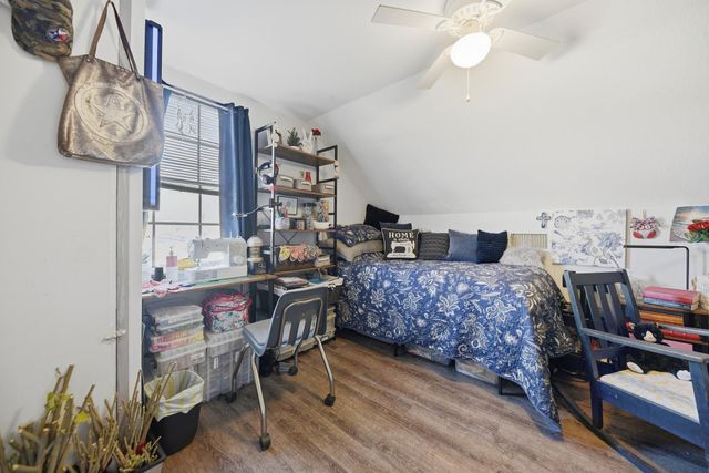 638 W Fisher Street, Bellville, TX 77418